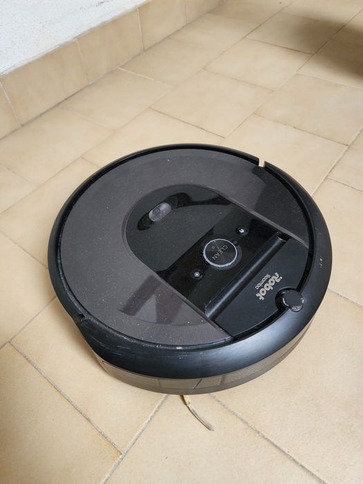 Roomba i7+ com Base Auto-Esvaziamento