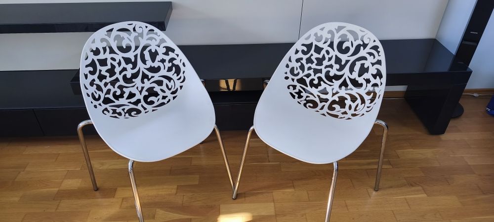 Krzesło ażurowe 2 sztuki