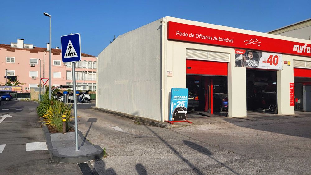 Empresa com terreno no Pinhal Novo, Palmela, Setúbal
