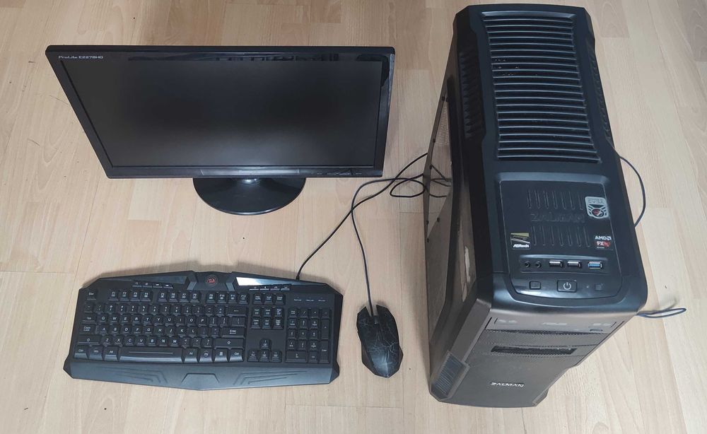 ZESTAW Komputer PC AMD FX-8350 gtx960 16gb ram ssd wifi + monitor 22"