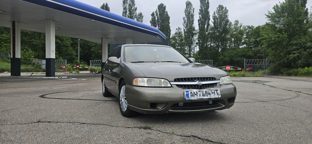 Nissan Altima 2000 рік