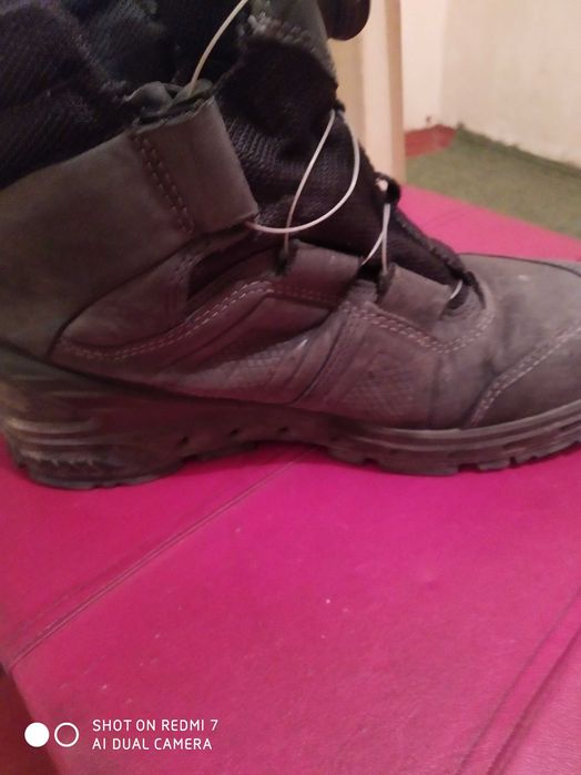 Ecco  ботинки состояние 4+-