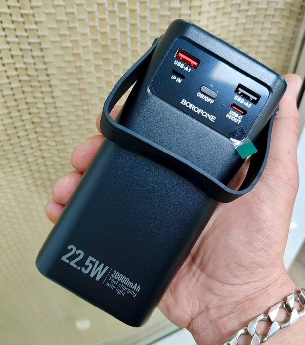 Павербанк Borofone BJ65 30000 mAh 22.5W з потужним ліхтарем та кабелями зовнішній акумулятор
