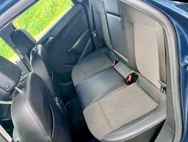 Opel Astra J 1.4 Turbo 140HP Sport full extras 2010. Estimado.