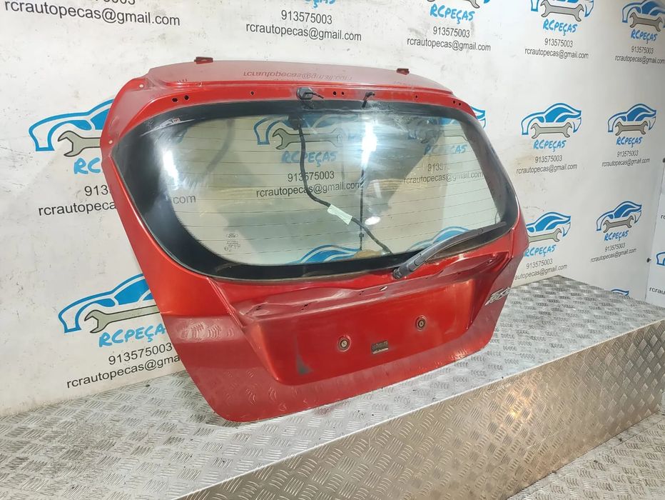 Porta / Tampa da Mala Ford Fiesta VI 6 MK6 em Vermelho / Vermelha