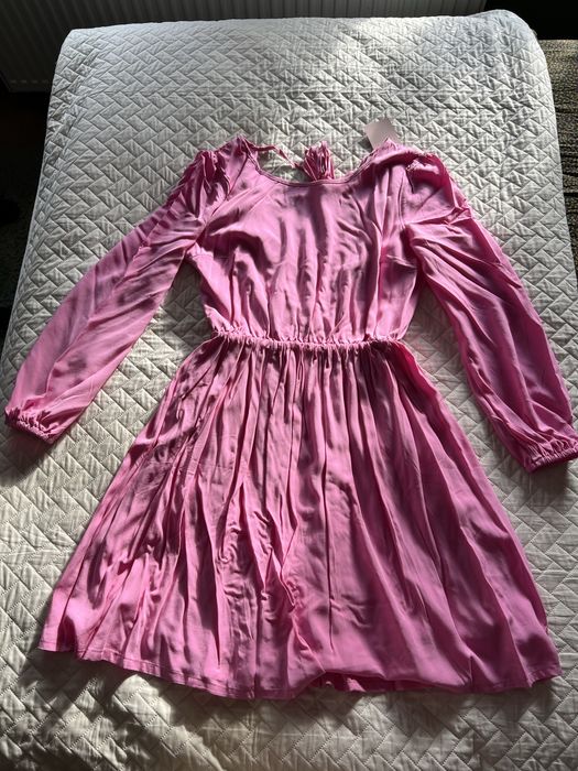 Sukienka różowa RP