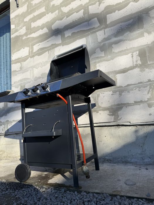 Мангал, газовий гриль , барбекю