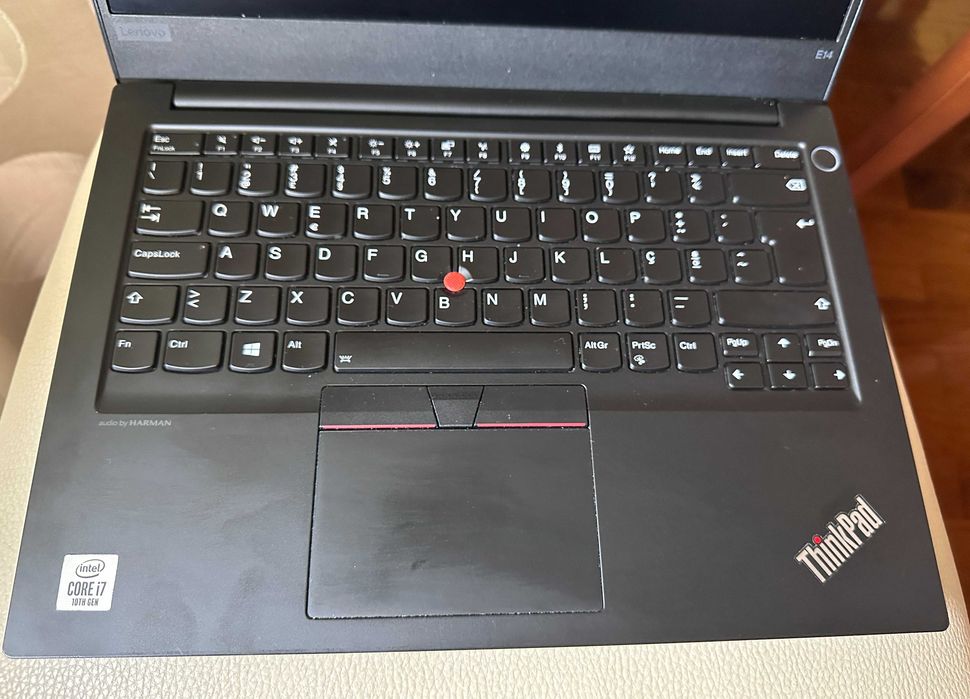 Lenovo ThinkPad E14 14.1"FullHD/i7-10510u Quad Core/16Gb Ram/2 Discos64284527032323121