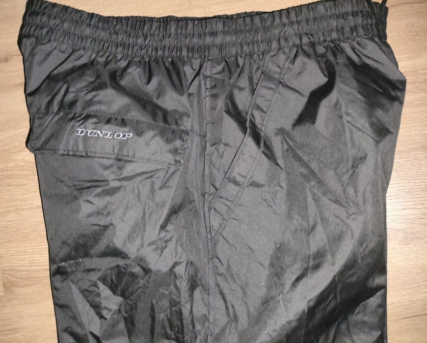 Демисезонные спортивные штаны  Dunlop р.52-54 непромокаемые