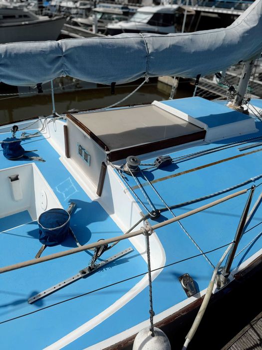 Veleiro J24 (C/ LUGAR DE MARINA)