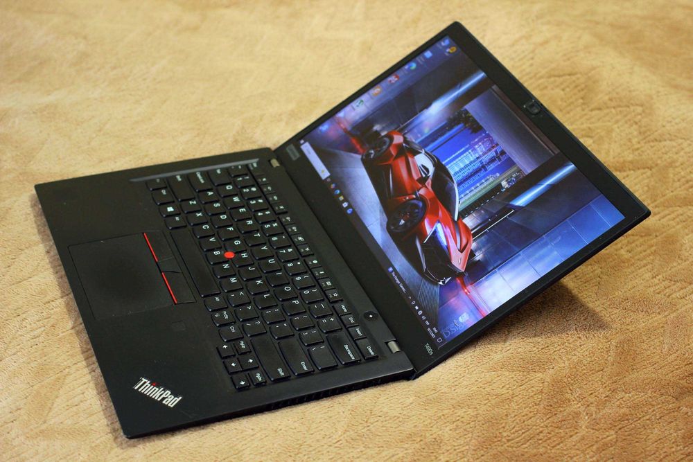 Lenovo T490/i7-8665/Видео 2GB/32GB/SSD256/АКБ5ч/14 ips FHD СЕНСОР