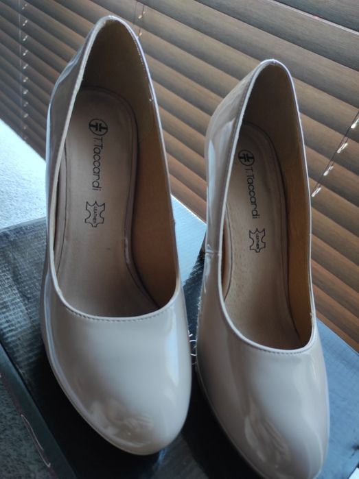 Buty szpilki czółenka r.38 jak Kazar Venezia