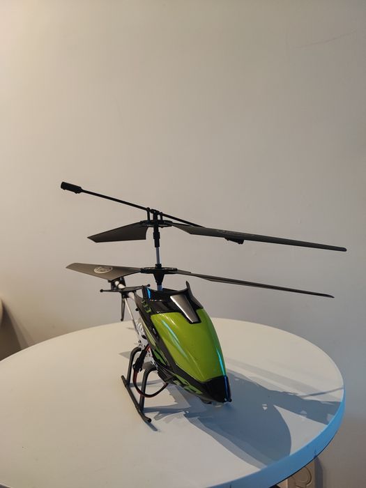 Helicoptero (avariado), Comando (avariado) /Contem todas as peças