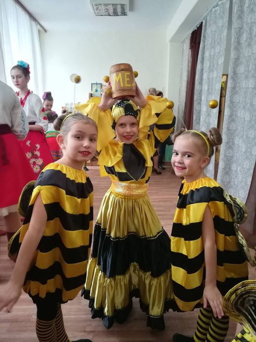 Костюми бджілок для дівчат