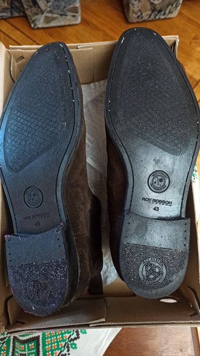 Замшеві Челсі туфлі ROY ROBSON роз.43