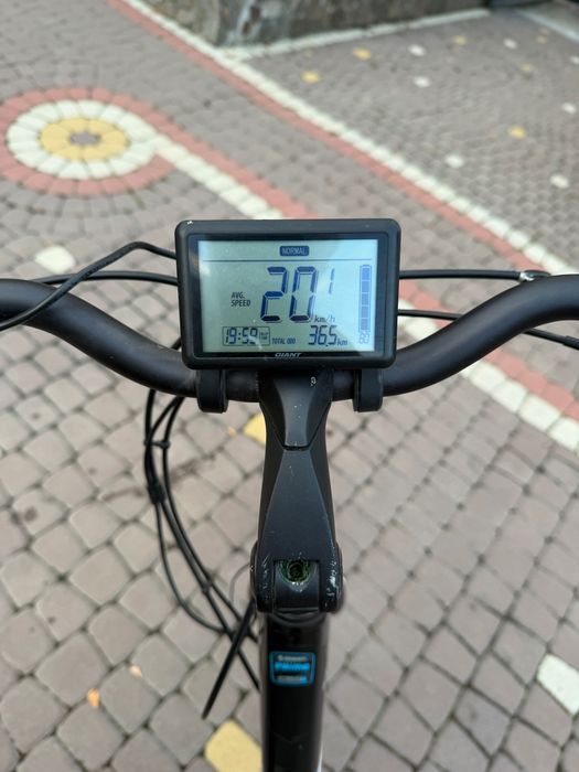Велосипед Giant DailyTour E+2