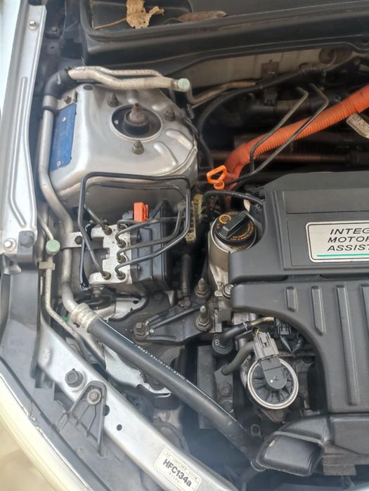 Vendo Honda Civic  1.3 híbrido ano 2005 a precisar de embraiagem