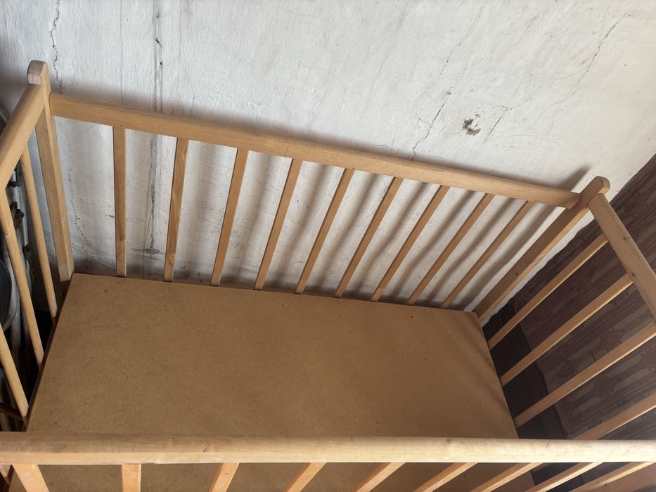 Дитяче ліжечко, ліжко для немовляти продаю