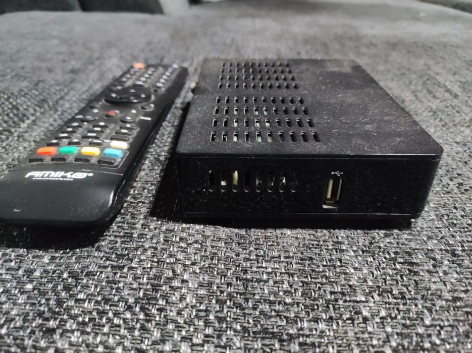 Box TV satélite Amiko