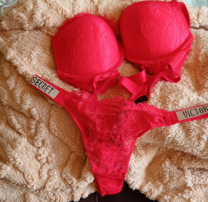 Komplet bielizny Victoria's secret