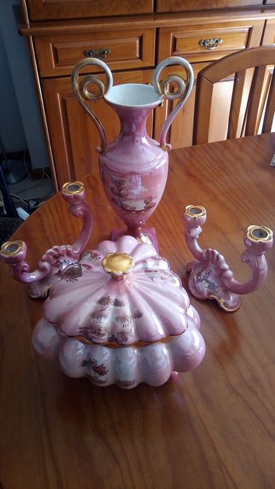 Louças RB Alcobaça Antigas e Numeradas. Raul Bernarda