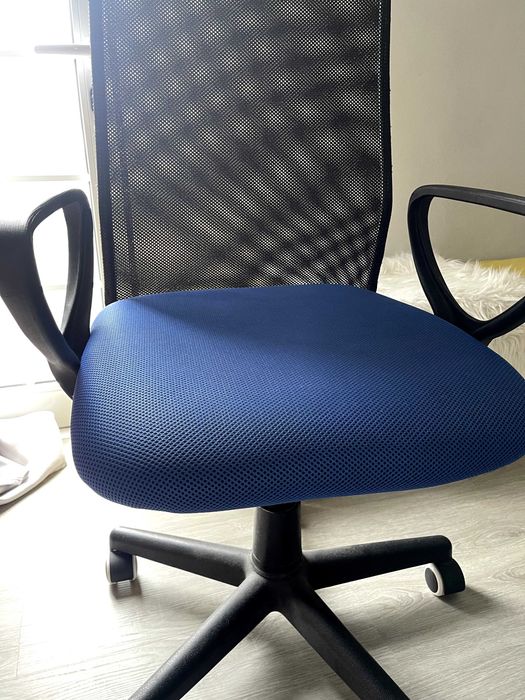 Cadeira giratória p/ Escritório