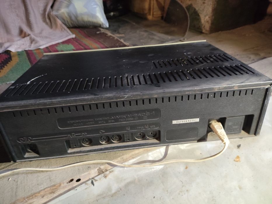 Магнітофон Маяк з колонками 3 комплекти