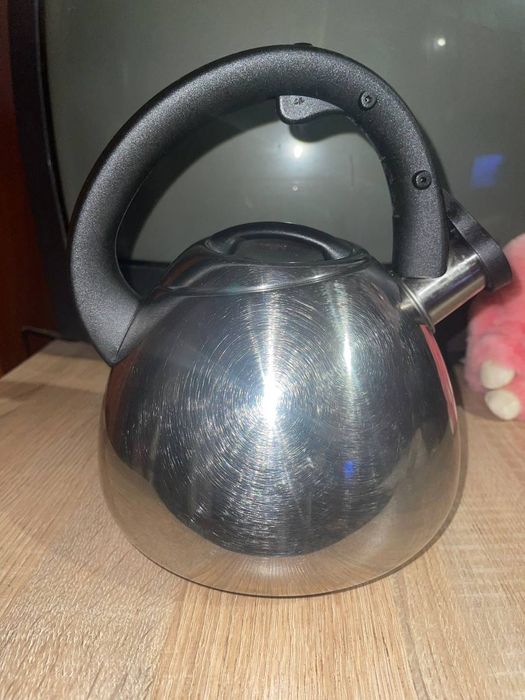 Чайник Tefal в идеальном состоянии