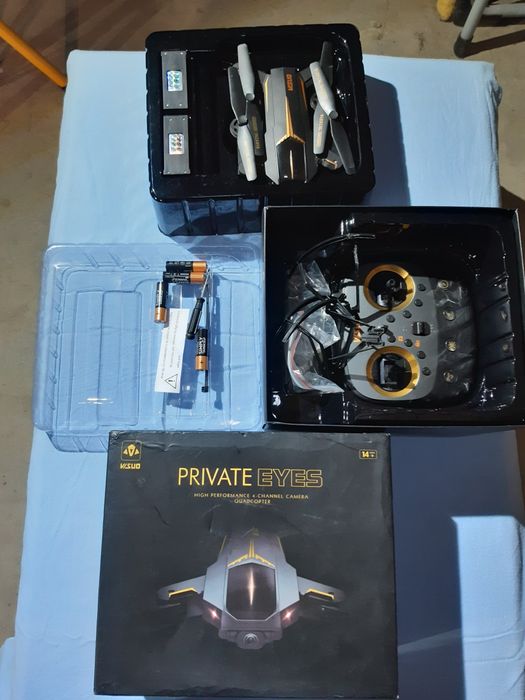 Drone com câmara fotográfica e vídeo