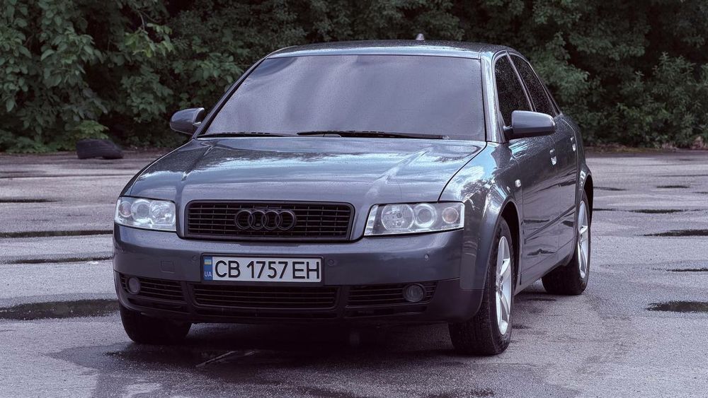 Продам обміняю  ауді а4б6 2.0 бензин автомат