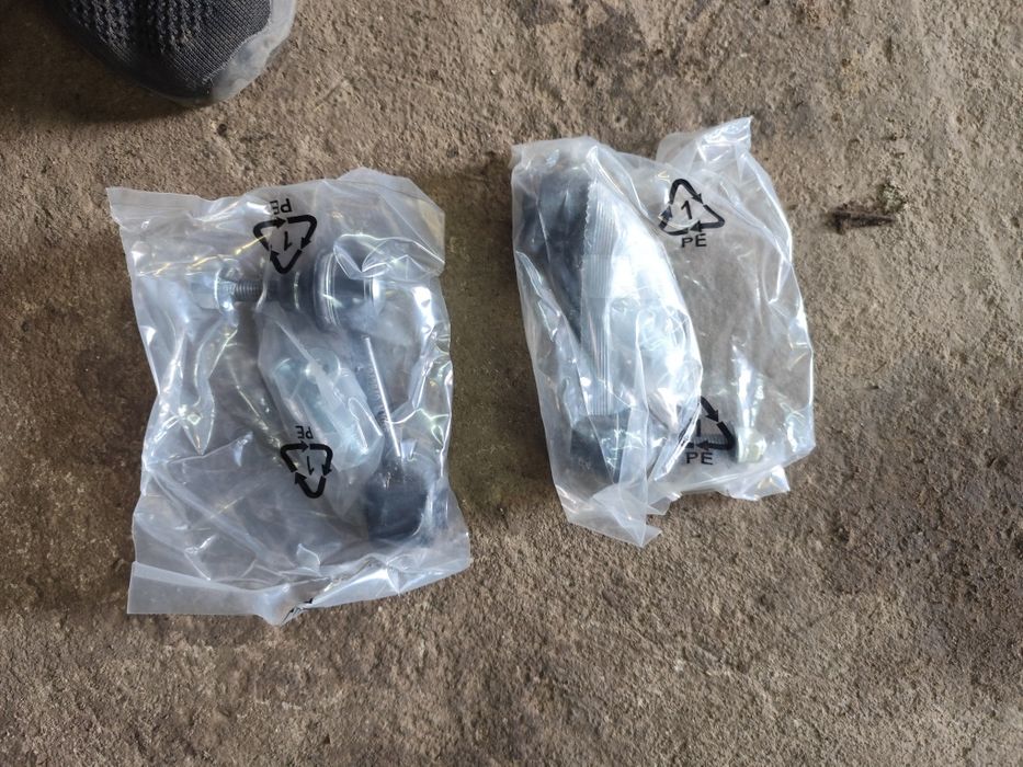 Стійки стабілізатора тауран 2003