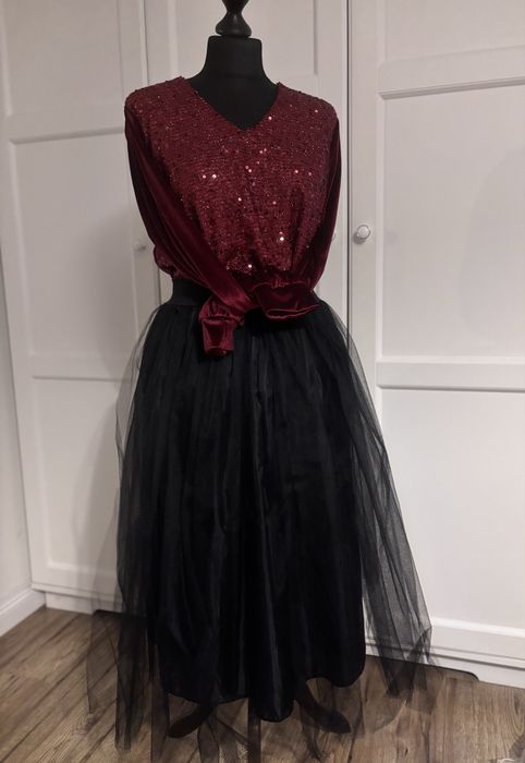 Elegancka Bordowa aksamitna bluzka z cekinowym przodem M L