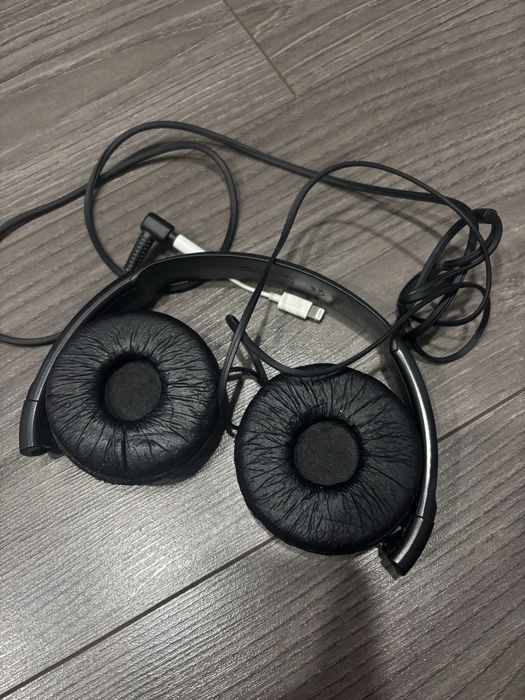 Навушникик соні провідні