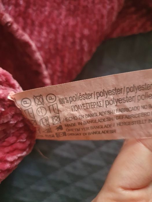 Sweter damski luźny oversize miękki otulający Pull & Bear M