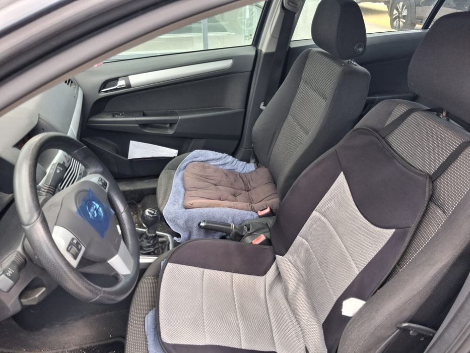 Vendo ASTRA 2007 DIESEL manual