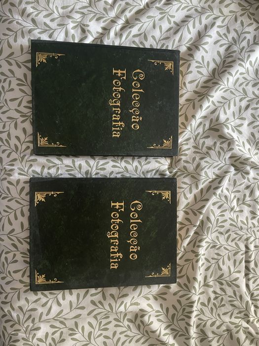 Coleção de Livros Vintage "Colecção Fotografia" (2 Volumes) - Capa Dura