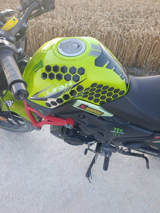 Мотоцикл sr200 lifan