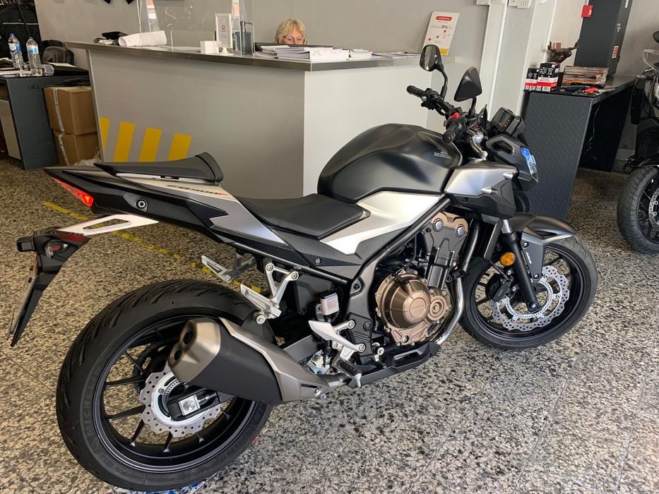 Honda CB 500 FA de 2021 com 543 Kms, Absolutamente "como Nova". Nacional com Revisōes Honda