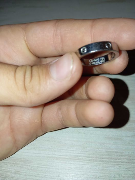Продам кільце cartier 750 проба