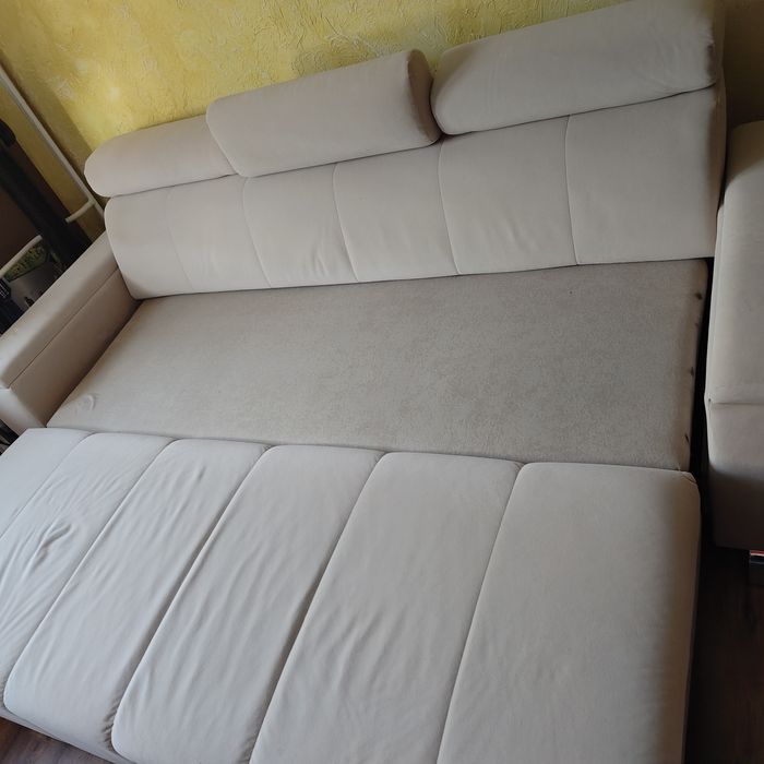 Kanapa z funkcją spania PMW