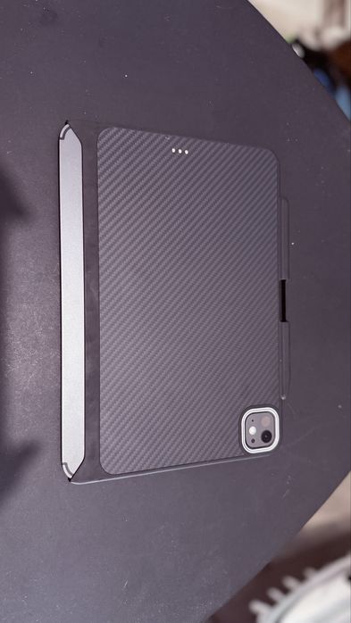 iPad Pro 11 M4 - 256GB - 5G + Magic Keyboard + Aramid Case64354156300674124