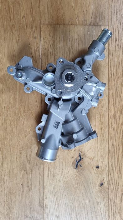 Pompa wody Opel Corsa D 1.4