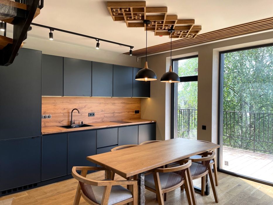 Продаються сучасні котеджі у комплексі у с. Поляниця.