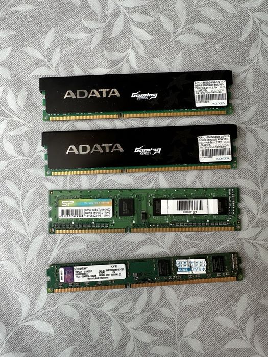 Оперативна пам'ять DDR3 4096MB