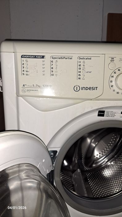 Maquina lavar roupa Indesit 7kg