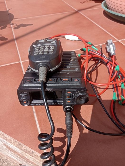 Yaesu FTM-10 vhf/uhf