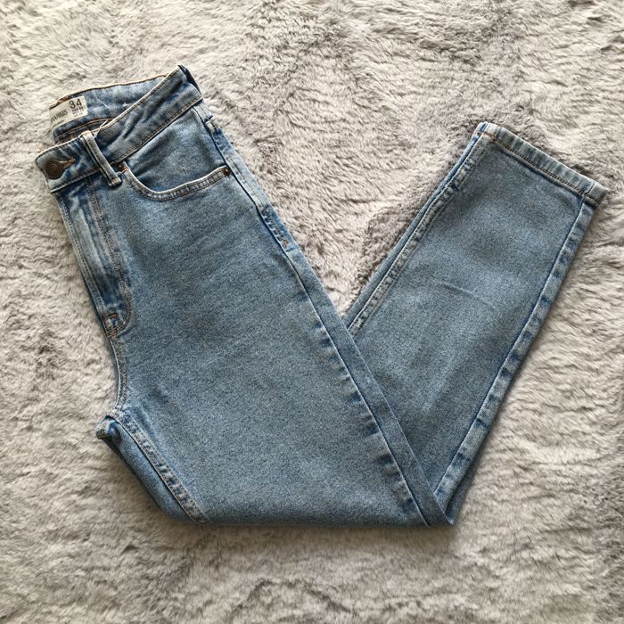 Niebieskie/Jeansowe Spodnie Mom Jeans Petite Denim Stradivarius 34/XS