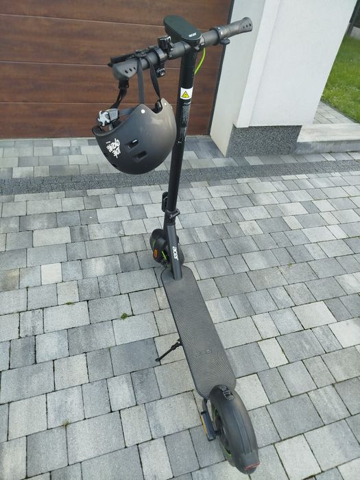 Hulajnoga elektryczna stan idealny