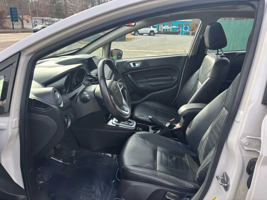 Ford Fiesta Titanium      2016