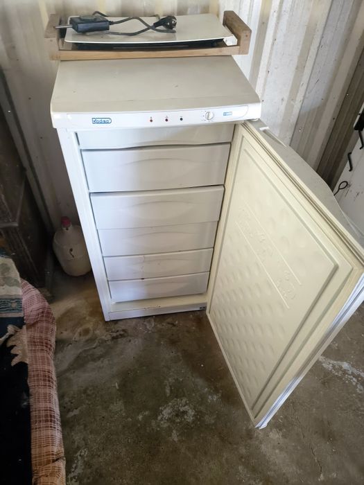 Arca congeladora CV200 A+